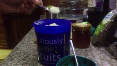 «ماسك الشاي الأخضر» للتخلص من تجاعيد وترهلات البشرة (فيديو)