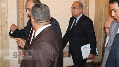 شريف إسماعيل: الحكومة تتجه للعمل بنظام الضرائب التصاعدية