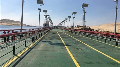 مميش يعلن نجاح تركيب الجزء الغربي من الكوبري العائم بالإسماعيلية