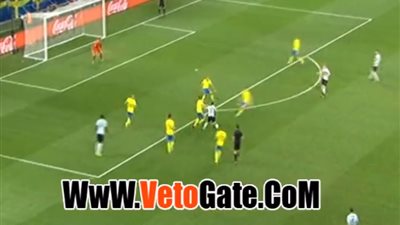 بالفيديو.. حارس السويد ينقذ فريقه من هدف أمام بلجيكا