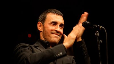 كاظم الساهر يحتفل مع جمهوره بالفالنتين بأغنية«عيد العشاق»