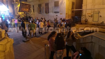 بالفيديو والصور.. توافد الأقباط بالإسكندرية لحضور قداس صلاة العشية