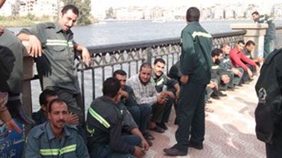 العاملون بإسعاف الفيوم ينهون إضرابهم بعد استجابة الوزير لطلباتهم