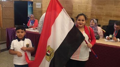 الأطفال المصريون بجدة يشاركون في الانتخابات الرئاسية «صور»