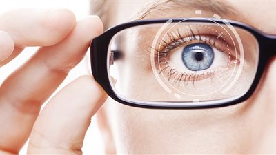 خبيرة تغذية تضع قائمة المأكولات المفيدة لتقوية النظر