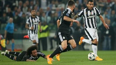 نيدفيد عن مواجهة يوفنتوس وريـال مدريد: «حافظين بعض»