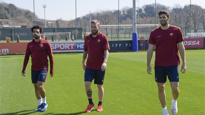 بالصور.. صلاح يخوض تدريباته مع روما بعد الخروج من الدوري الأوروبي