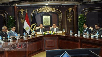 وزيرا الداخلية والاتصالات يبحثان تطوير منظومة التأشيرات الإلكترونية