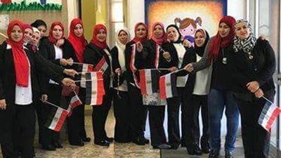 «الهجرة»: مشاركة كثيفة من المرأة بالخارج على التصويت بالانتخابات