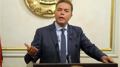 وزير النقل ومحافظ جنوب سيناء يضعان حجر الأساس لرصيف الحاويات بنويبع