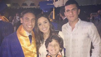 «أنغام» تحتفل بتخرج نجلها «عمر»: «عقبال أولادكم»