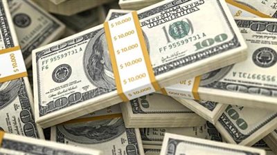 تباين أسعار العملات الأجنبية.. والدولار يسجل 888 قرشا