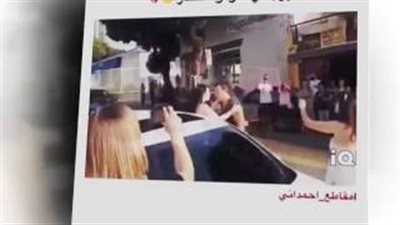 بالفيديو..صدمة لفتاة ارتدت فستان زفاف وطلبت الزواج من حبيبها بالشارع