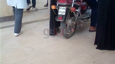 المستشفيات تتحول إلى ساحات قتال.. معارك متكررة بين أسر المرضى وأطقم التمريض..وخطط التأمين «وهمية».. وخبير أمني: الداخلية غير ملزمة بحماية المنشآت الطبية