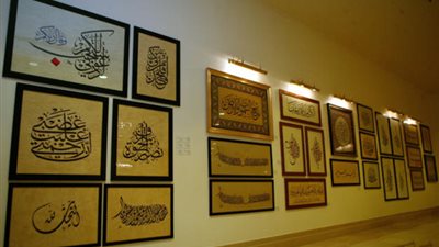 أحمد فهد: معرض «روحانيات» يربط بين الفن التشكيلي والخط العربي