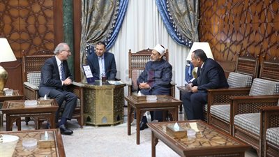 سفير الأرجنتين الجديد: لقاء شيخ الأزهر وبابا الفاتيكان حظي باهتمام شعبنا