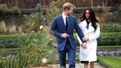 إليزابيث الثانية تبارك للأمير هاري زواجه من ميجان ماركل