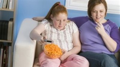 5 طرق تحمى طفلك من الإصابة بالسمنة.. اكتشفيها