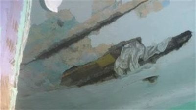 بالصور.. انهيار سقف شقة في بورسعيد.. والحي: المنزل صادر له قرار إزالة