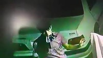 بالفيديو.. لحظة سرقة لص دراجة نارية