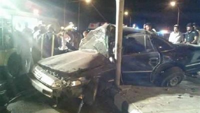 مصرع وإصابة 3 أشخاص في تصادم سيارة بعمود إنارة بطريق القاهرة السويس
