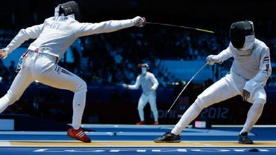 طارق فؤاد يتأهَّل لدور الـ64 من بطولة العالم للمبارزة