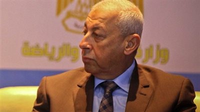 محافظ أسوان يمنع الصحفيين من تغطية اجتماع وزير القوى العاملة