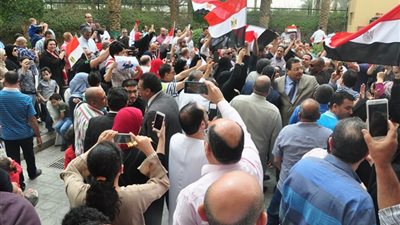 سفير مصر بهولندا: إقبال المصريين في الانتخابات فاق التوقعات