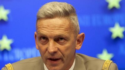 رئيس أركان فرنسا: قادرون على قصف سوريا بشكل منفرد