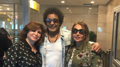 ليلى علوي في الأقصر برفقة محمد منير لحضور مهرجان السينما