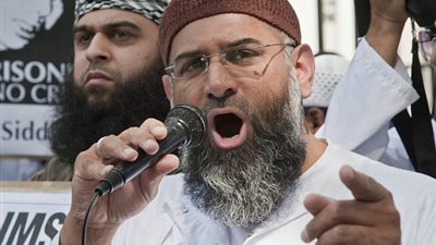 الضرائب البريطانية تمول الإرهابيين بأكثر من مليون جنيه إسترليني