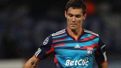 مدافع كرواتيا يتهم الحكم الياباني بمجاملة البرازيل