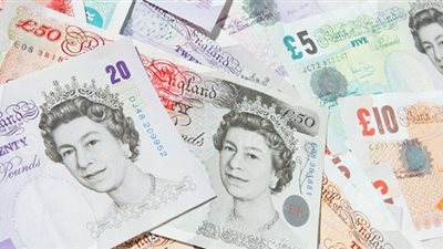 ارتفاع كبير للإسترليني وسط توقعات ببقاء بريطانيا في الاتحاد الأوروبي