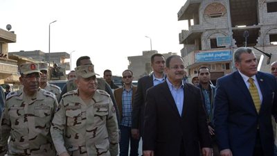 خبير أمني: زيارة وزيري الدفاع والداخلية للعريش مقدمة لعودة الأقباط