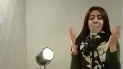 بالفيديو.. ميرهان حسين تغني «أنا ساندة عليك» لأنغام