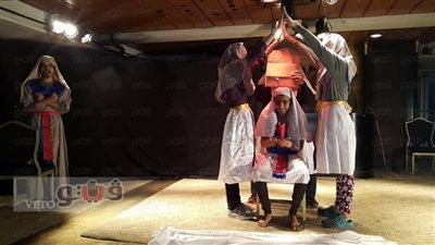 بالفيديو والصور.. شباب أسيوط يحضرون حفل «كلاكيت» في عيد الحب