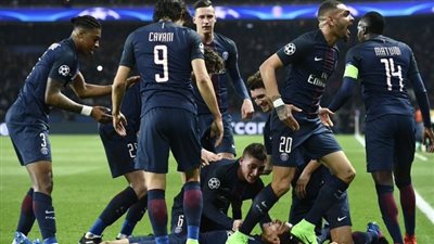 سان جيرمان سادس فريق يسجل رباعية في شباك برشلونة بدوري الأبطال