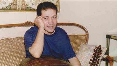 خليل مصطفى يكشف كواليس أول أغنية مع عمرو دياب