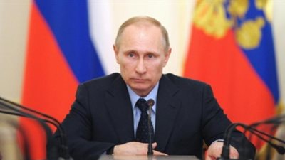 فاينانشيال تايمز: بوتين يسير طائرات لضمان التصويت له