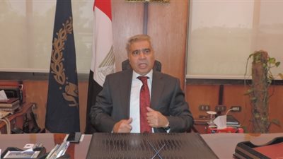 شرطة النقل تعيد مريضا نفسيا لأسرته في محطة حلوان