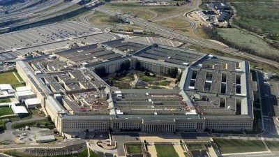 البنتاجون يرفض قطع الإنترنت عن الرقة والموصل