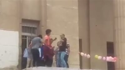 بالفيديو.. رقص على أنغام المهرجانات بهندسة الإسكندرية