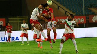 «60 دقيقة» الرجاء يحرز هدفه الأول في مرمى الأهلي