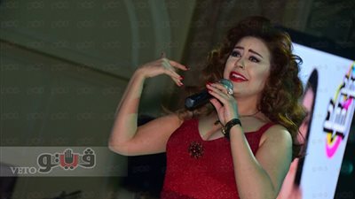 بالصور.. سالي خليل تتألق في حفل عيد الحب