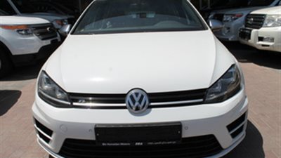 جمارك السيارة «فولكس فاجن جولف» الواردة من الإمارات