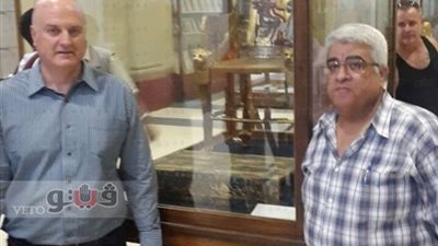 السفير الإسرائيلي يزور المتحف المصري بميدان التحرير