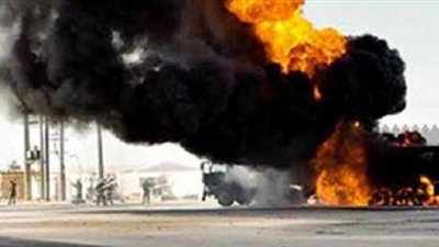 سائق يشعل النار بمقطورة قصب لرفض مصنع سكر تسلمه بسوهاج