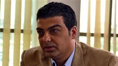 أحمد منير يعتذر عن مسرحية «مغلق لدواعش أمنية»