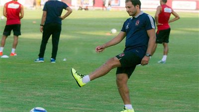 سيد معوض يكشف عن بدلاء حسام عاشور أمام النجم الساحلي