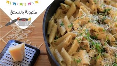بالفيديو.. أسهل طريقة لعمل المكرونة بالسجق لوجبة الإفطار